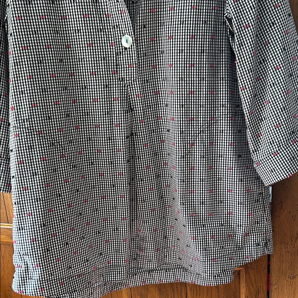 Appleseeds Black & White Check Popover Tunic with Subtle Hot Pink Dots - Picture 5 of 6